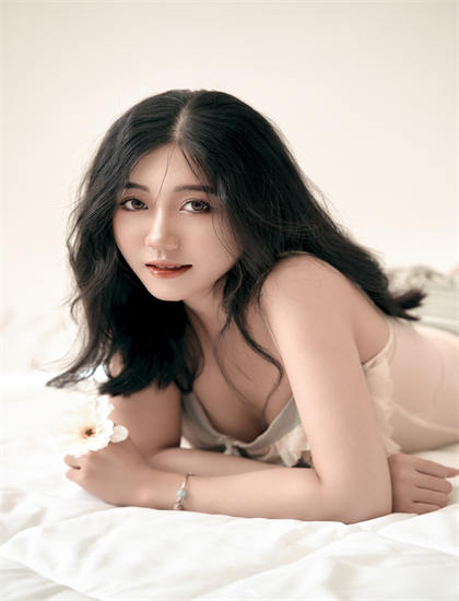 女人什么时候是安全期_男人吻女人脚_YSL18姨妈色蜜桃棕显白吗